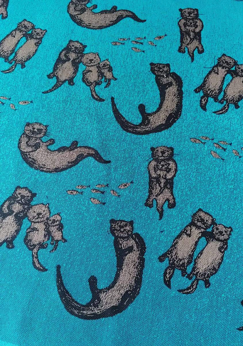 Otters love